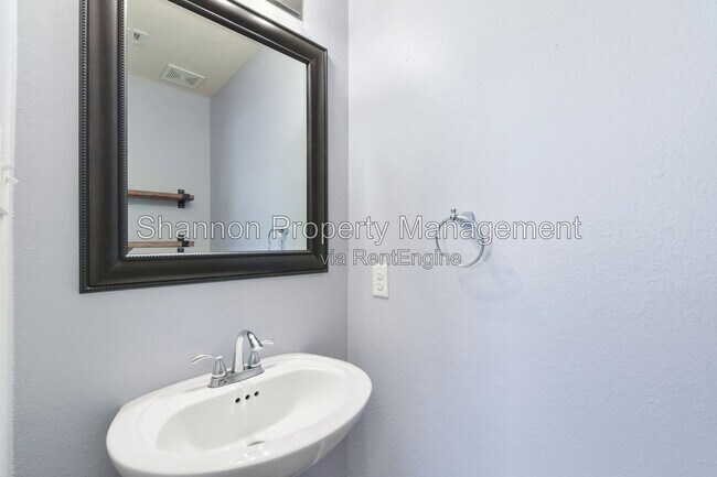 Foto del edificio - 11711 Red Hummingbird Dr