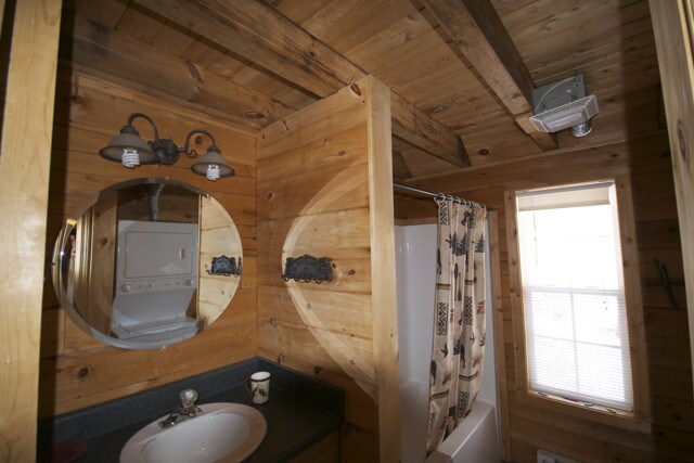 Building Photo - 8 Summit Circle-1/1 with LOFT