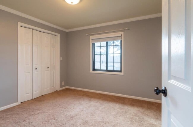 Foto del edificio - 363 Bancroft Way