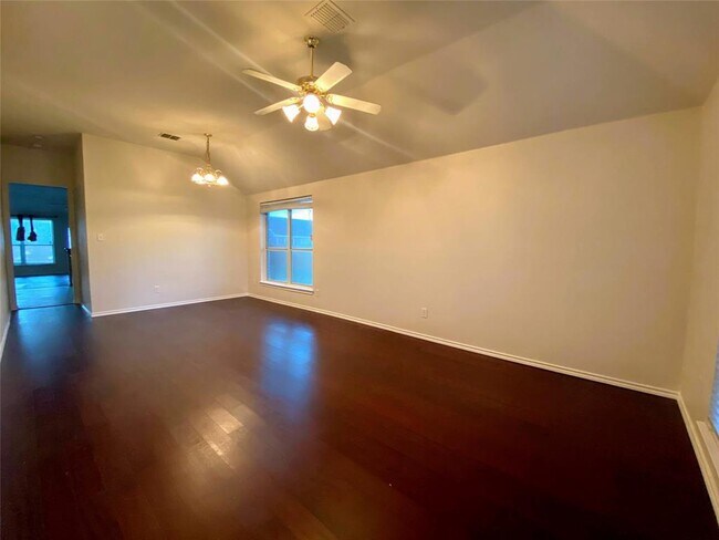 Building Photo - 1003 Sipapu Ct