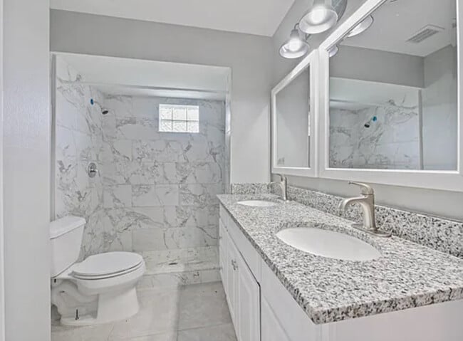 Photo - 750 Olympic Cir Townhome