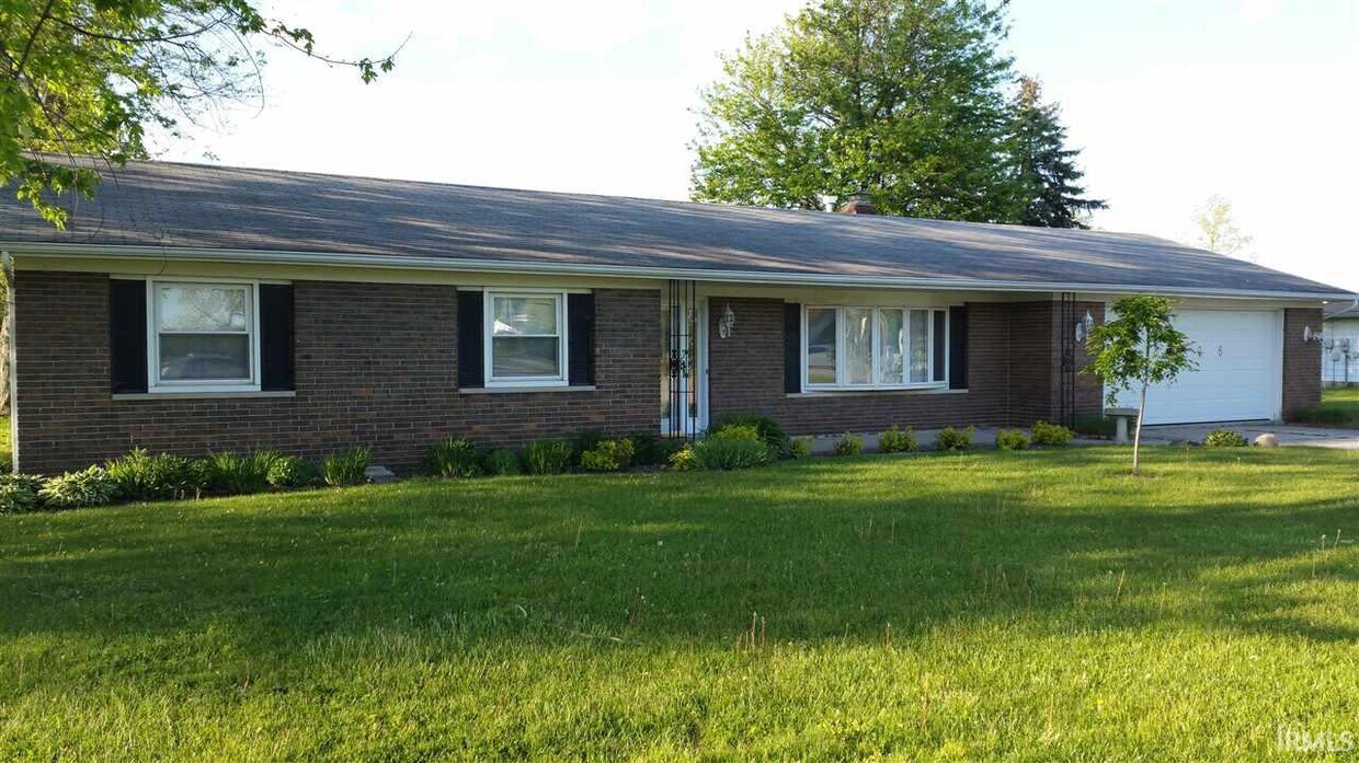 Primary Photo - 8606 Illinois Rd