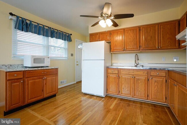 Foto del edificio - 2017 N Cameron St