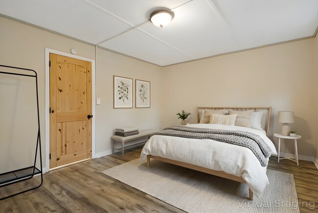 Foto del edificio - Rural Retreat in Candler with Bonus Room (Heat, Water, & Lawn Maintenance Included)