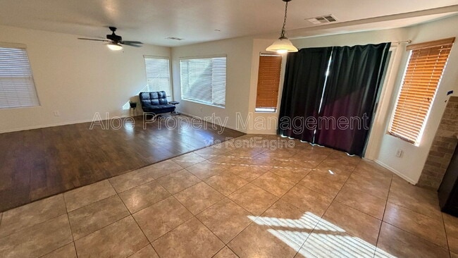 Building Photo - 45311 W Woody Rd