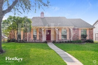 Building Photo - 7916 Iola Dr