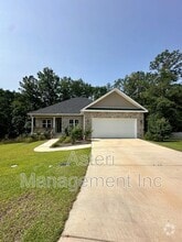 Building Photo - 113 Lasso Drive