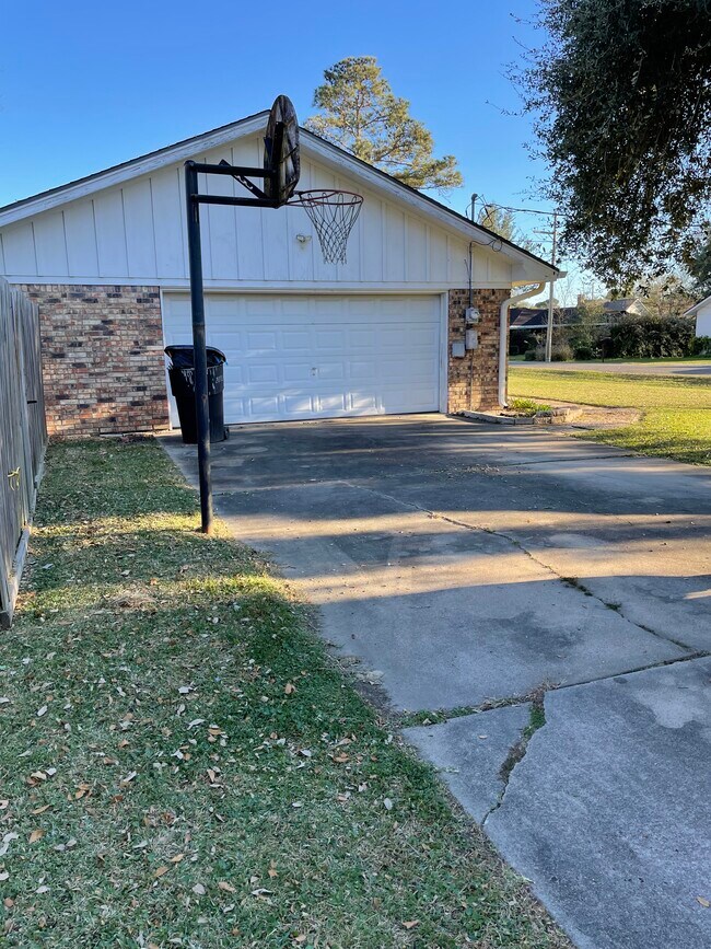 Foto del edificio - 207 S 14th 1/2 St