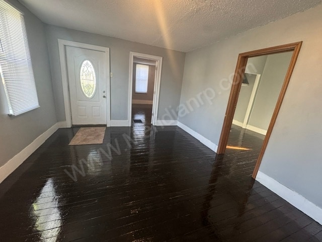 Building Photo - 420 E Masterson Ave
