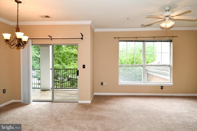 Foto del edificio - 13502 Derry Glen Ct