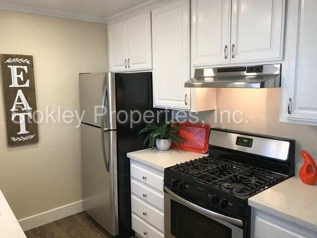 Building Photo - 235 Boyd Rd