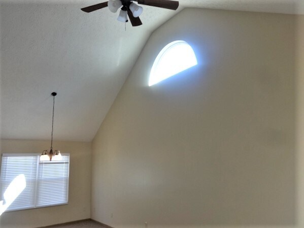 Building Photo - 5896 Oreily Dr