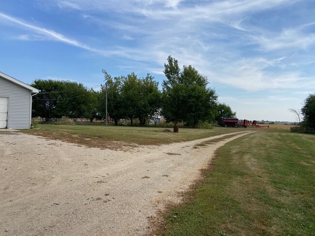 Building Photo - 8170 Duffy Rd