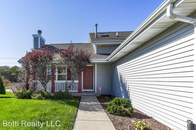 Building Photo - 4 br, 2 bath House - 2221 Maxine Lane