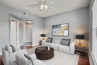 Building Photo - 2320 Gracy Farms Ln