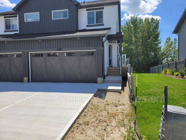 Photo du bâtiment - 8887 Carson Way SW