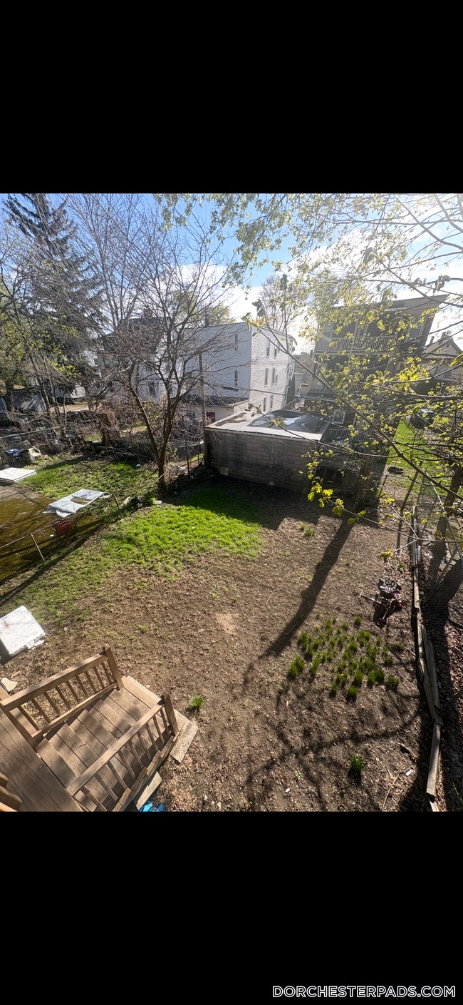Building Photo - 23 Crowell St