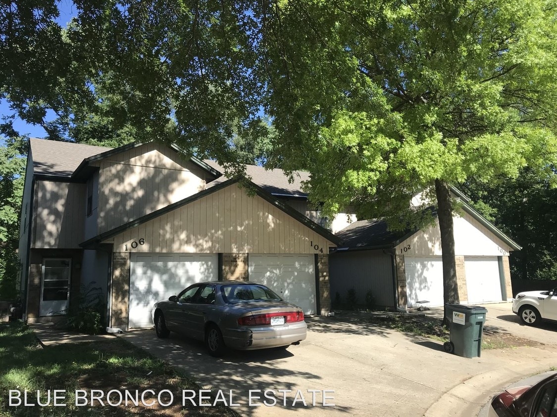Foto principal - 100-106 SW Oxford Pl
