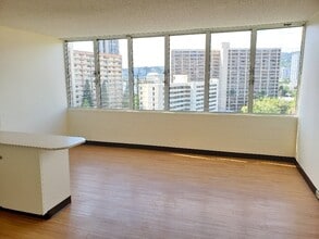Building Photo - 1650 Kanunu St