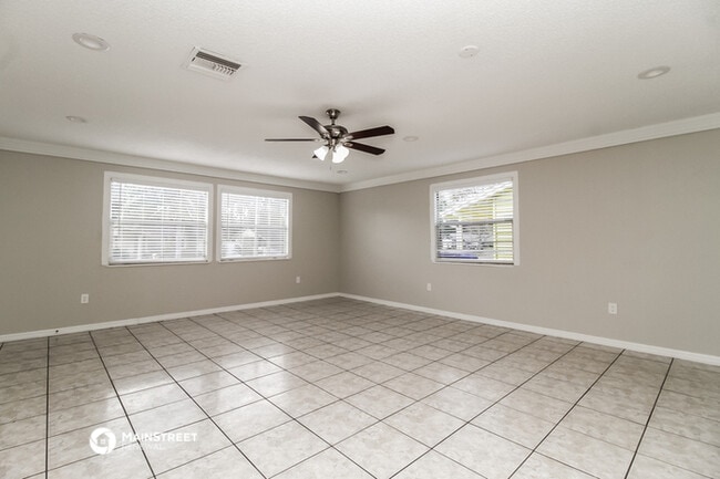 Building Photo - 3227 Wallington Dr