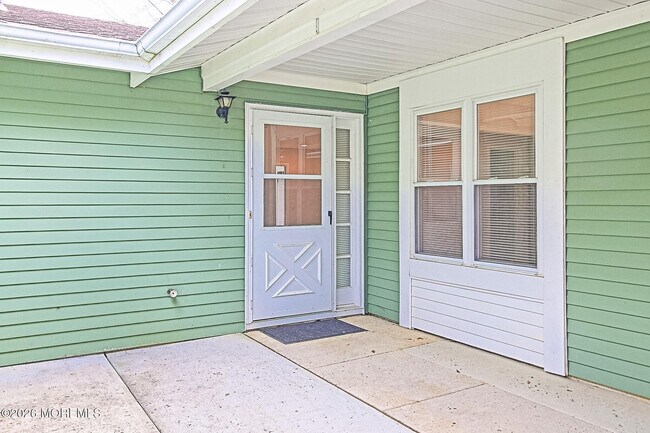 Foto del edificio - 332B Quinton Dr