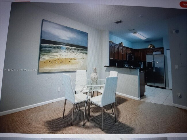 Foto del edificio - 1212 Santa Catalina Ln