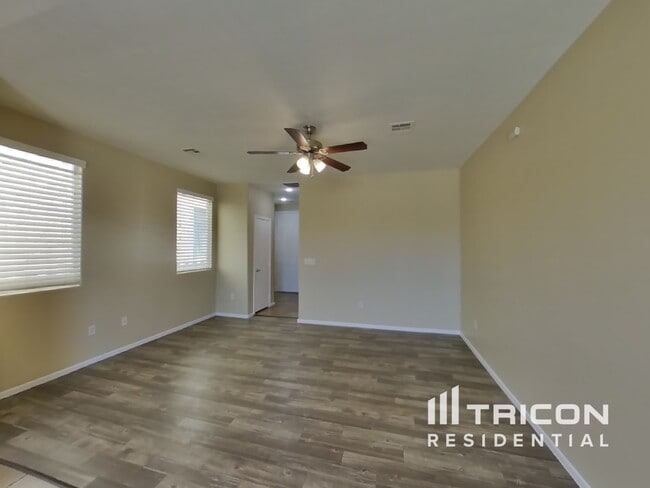 Foto del edificio - 3669 Karissa Heights Pl