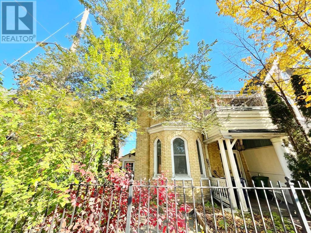 Primary Photo - 483-483 Ontario St