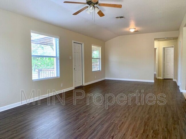 Building Photo - 14544 Clovelly Wood