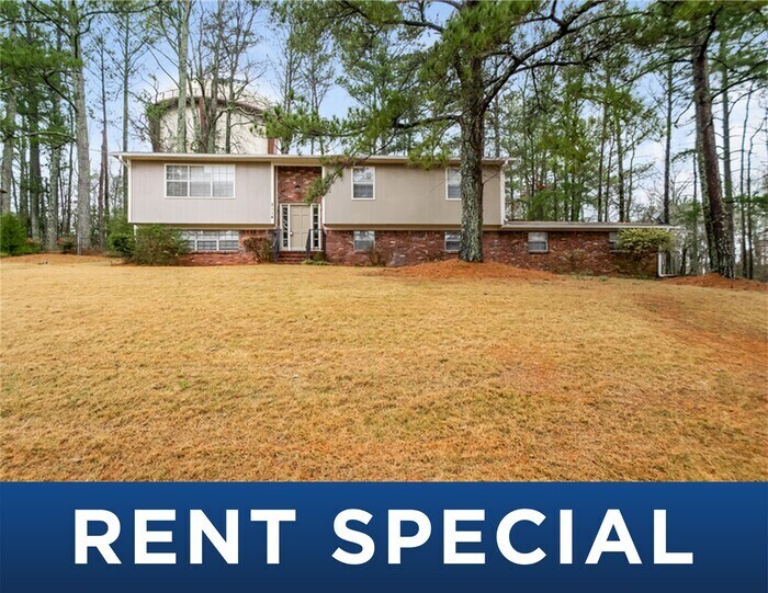 2114 5th St NE, Center Point, AL 35215 House Rental in Center Point, AL