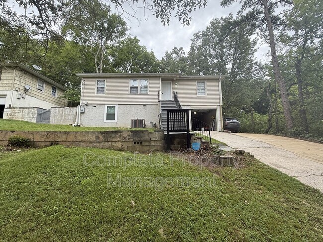 Foto del edificio - 1353 5th Pl NW