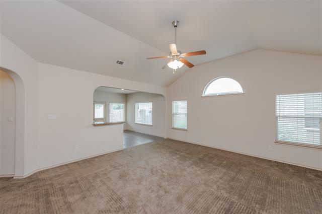 Building Photo - 1112 Nora Ln