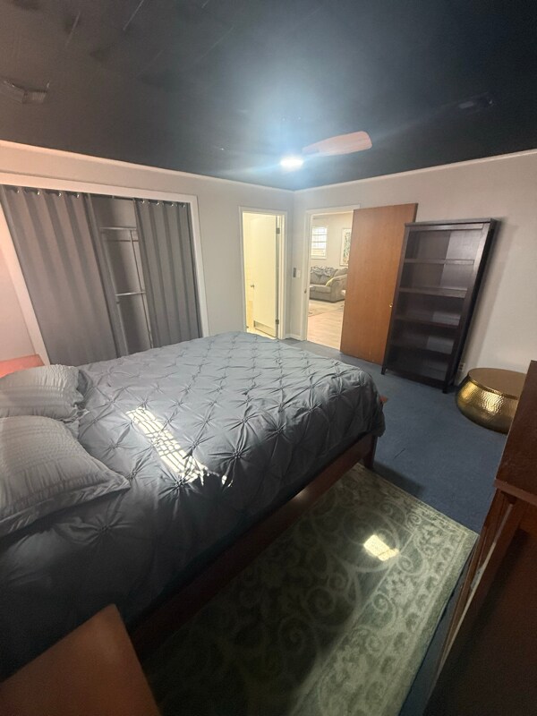 Foto del edificio - 215 S Grand Ave