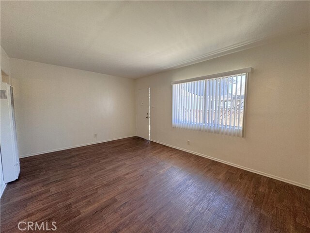 Foto del edificio - 4370 W 132nd St