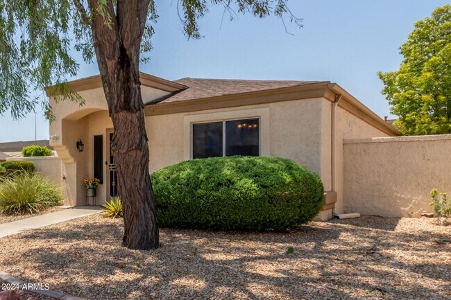 Building Photo - Charming 2 bedroom home in Sun City West!!