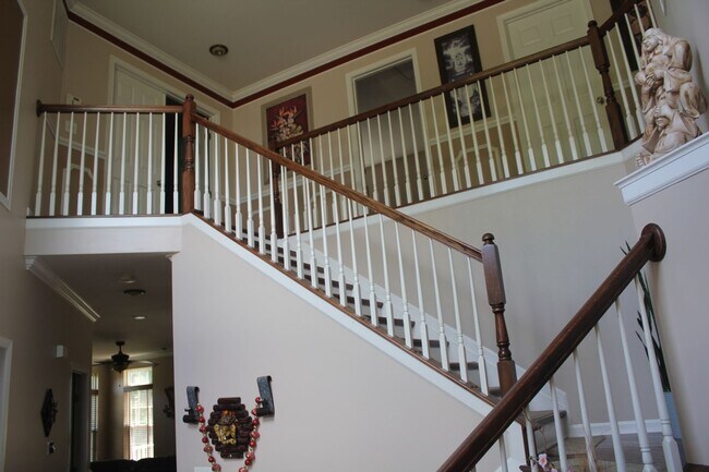 Foto del edificio - Spacious 4BR House in Webster