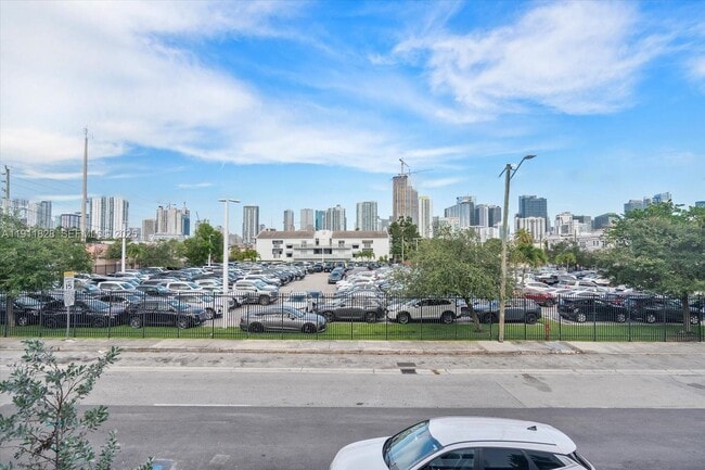 Foto del edificio - 420 SW 7th Ave