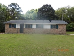 Building Photo - 5151 Ridgedale Rd