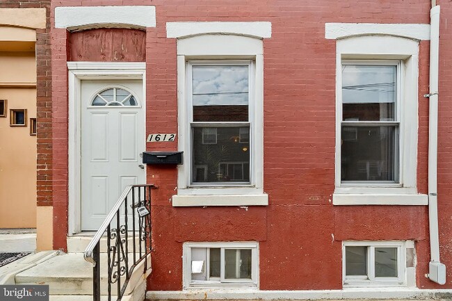 Building Photo - 1612 S Bancroft St
