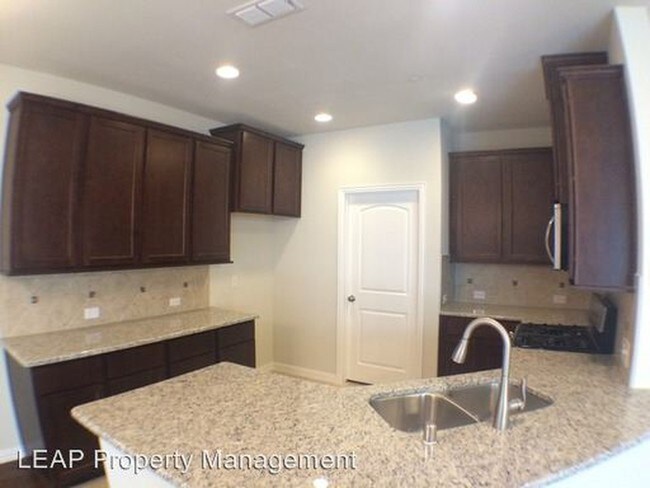Foto del edificio - 4704 Bridgewater St