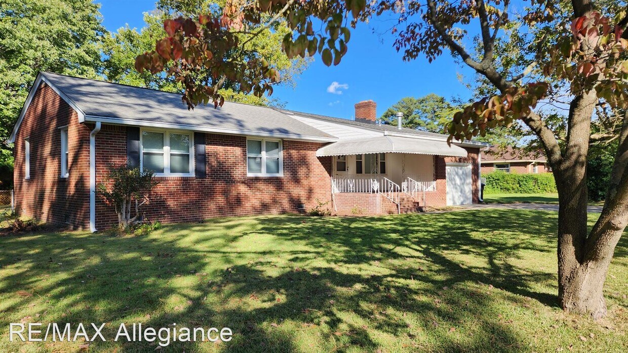 4 br, 1.5 bath House 5152 BELLAMY MANOR House Rental in Virginia