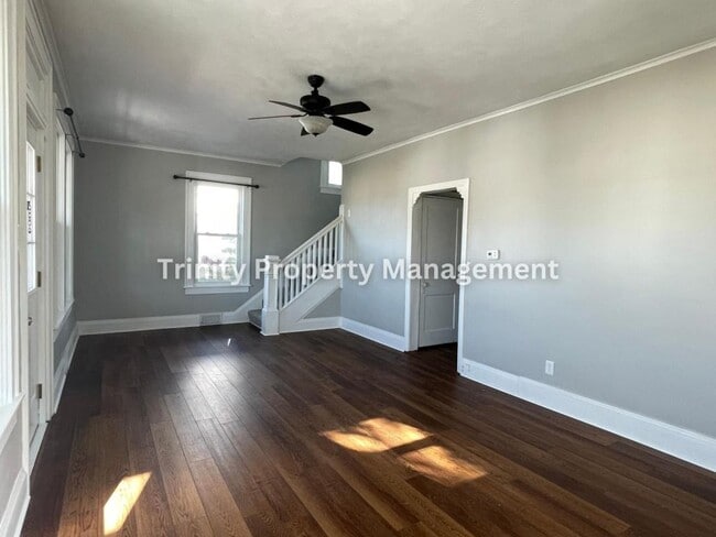 Foto del edificio - 309 Hedge St