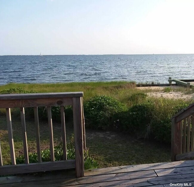 4 Shore Rd, Patchogue, NY 11772 House Rental in Patchogue, NY