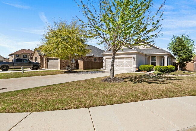 Foto del edificio - 2073 Turkey Creek