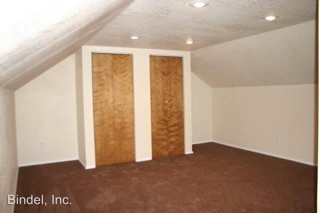 Building Photo - 724 B St
