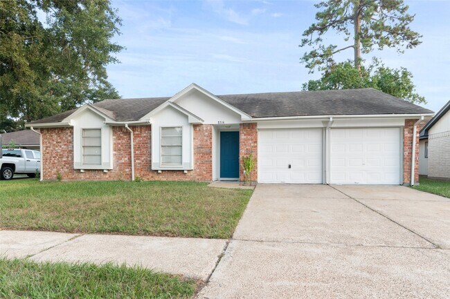 Foto del edificio - 8314 Poplar Ridge Ln