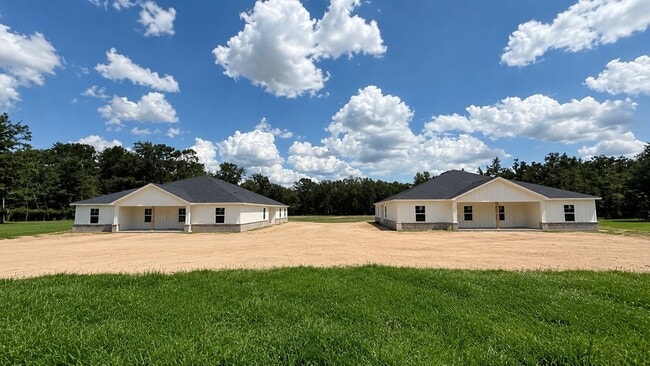 Building Photo - 261 Co Rd 4413