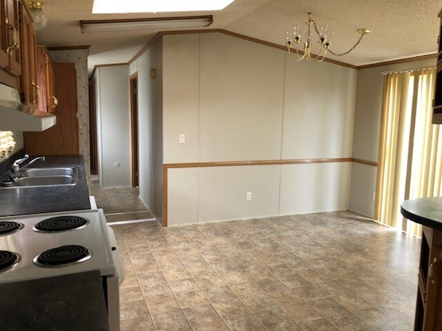 Foto del edificio - 1427 Stone Creek Valley Cir