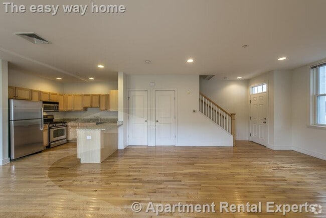 Building Photo - 110 Second St Unit #104