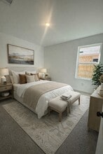 Building Photo - 1646 Golden Iris Dr